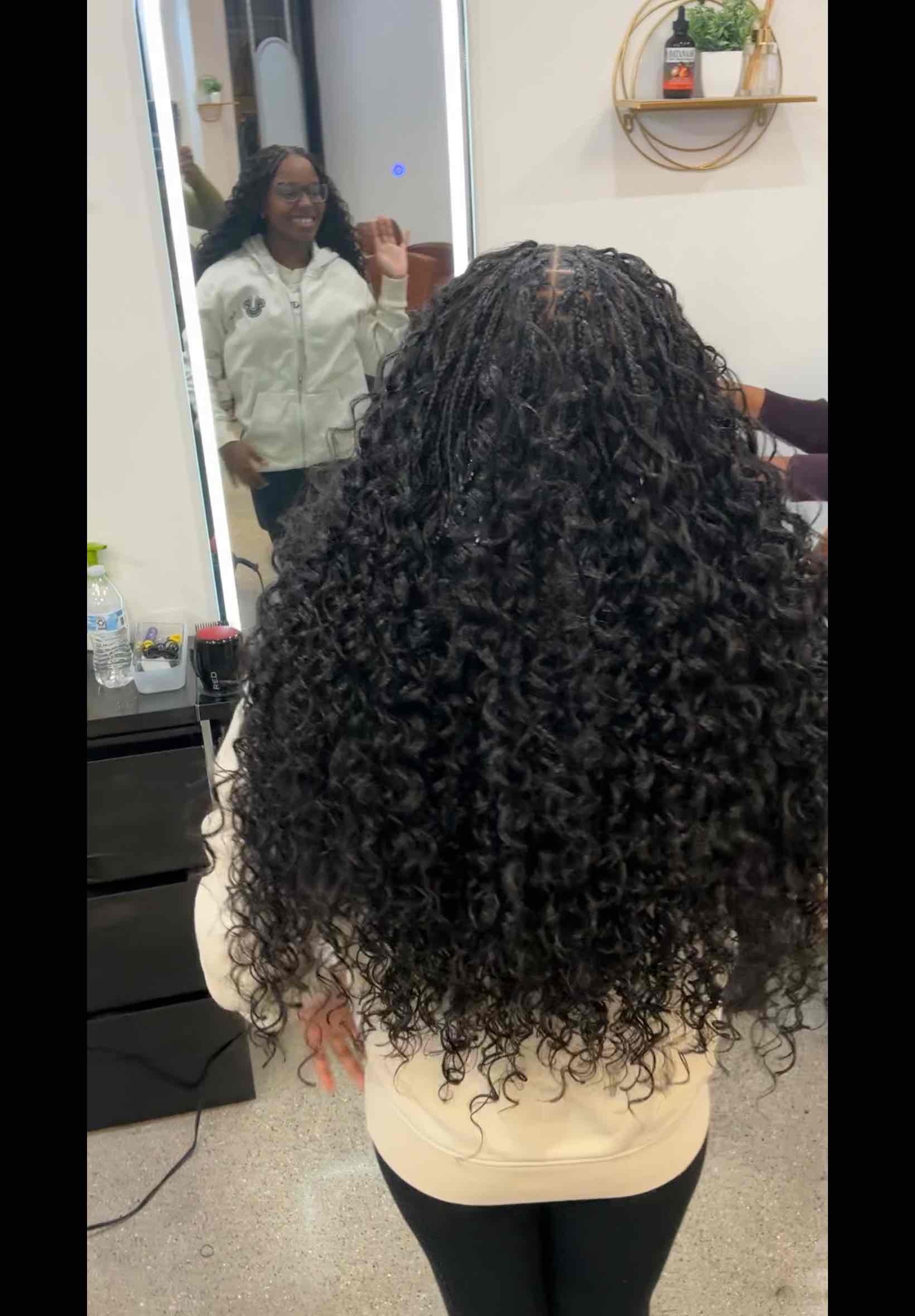 Trendit App - Book Beautician at Home, Salon Services